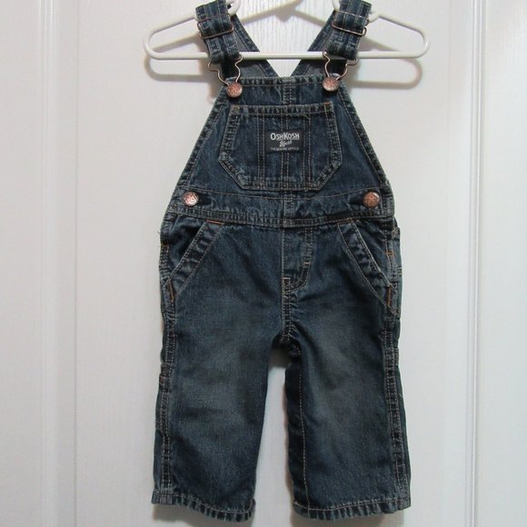 OshKosh Baby Boy / Girl Overall size 6 Month